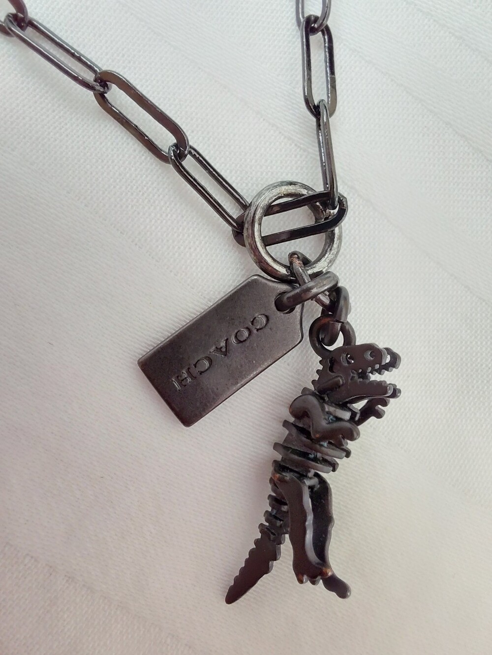 Coach Rexy Charm Necklace Paperclip - Picture 4 of 6